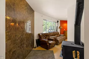 1528 Morton Way, Jacksonville, OR 97530 - Photo 13