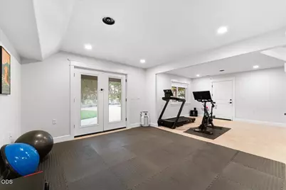 1013 Roxy Ann Road, Medford, OR 97504 - Photo 47
