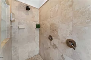 1013 Roxy Ann Rd, Medford, OR 97504 - Photo 39