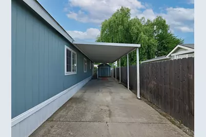 1570 S Peach Street # 13, Medford, OR 97501 - Photo 25