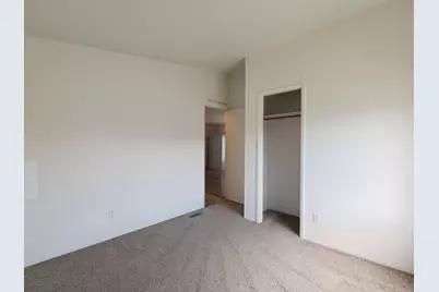 1570 S Peach Street # 13, Medford, OR 97501 - Photo 23