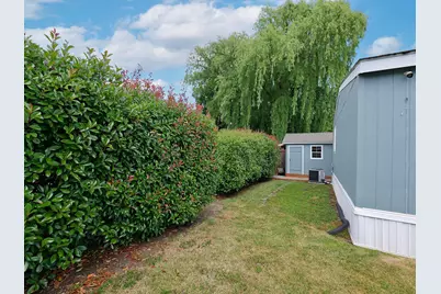 1570 S Peach Street # 13, Medford, OR 97501 - Photo 27
