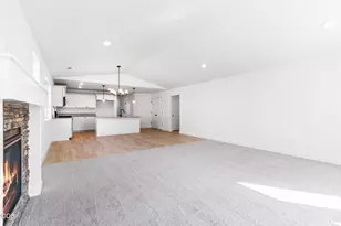 1264 NW Fairway Rd, Madras, OR 97741 - Photo 5