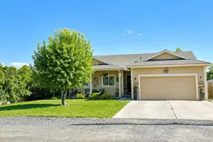 31830 Union St, Bonanza, OR 97623 - Photo 17