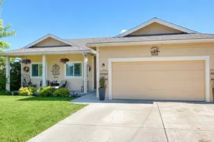 31830 Union St, Bonanza, OR 97623 - Photo 1