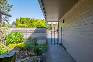31320 SW Parkway Ave, Wilsonville, OR 97070 - Photo 9