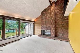 31320 SW Parkway Ave, Wilsonville, OR 97070 - Photo 17