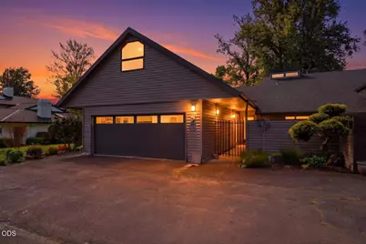 31320 SW Parkway Avenue, Wilsonville, OR 97070 - Photo 9
