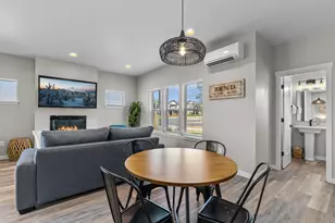 61579 SE Lucia St, Bend, OR 97702 - Photo 11