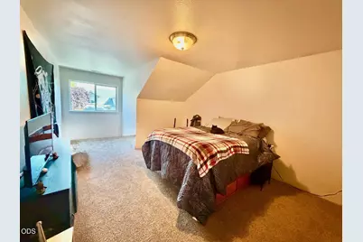 1902 Pebble Way, Medford, OR 97504 - Photo 11
