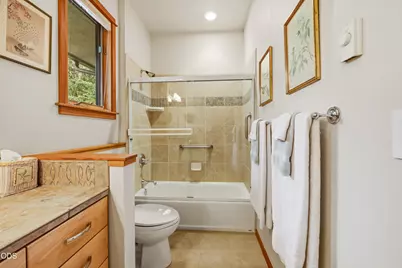 611 Forest Street, Ashland, OR 97520 - Photo 41