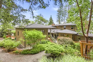 611 Forest St, Ashland, OR 97520 - Photo 59