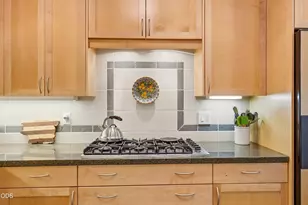 611 Forest St, Ashland, OR 97520 - Photo 19