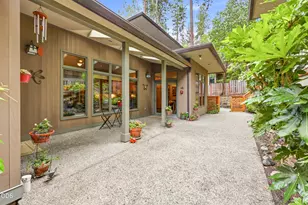 611 Forest St, Ashland, OR 97520 - Photo 47