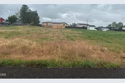 3366 2nd Street, Bonanza, OR 97623 - Photo 1