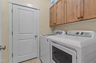 365 S Timber Creek Dr, Sisters, OR 97759 - Photo 33