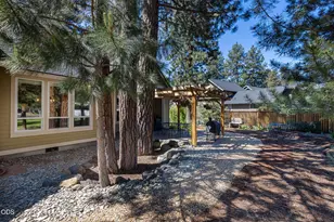 365 S Timber Creek Dr, Sisters, OR 97759 - Photo 37