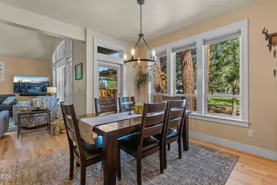 365 S Timber Creek Drive, Sisters, OR 97759 - Photo 19