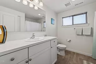 3461 NW 9th St, Redmond, OR 97756 - Photo 23