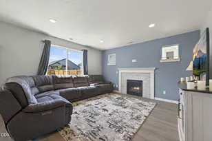 3461 NW 9th St, Redmond, OR 97756 - Photo 7