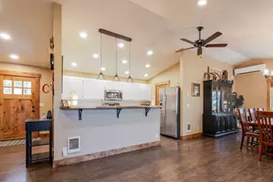 15917 Pinion Jay Ln, Sisters, OR 97759 - Photo 5