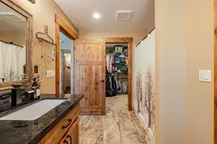 15917 Pinion Jay Ln, Sisters, OR 97759 - Photo 23