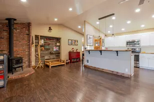 15917 Pinion Jay Ln, Sisters, OR 97759 - Photo 11