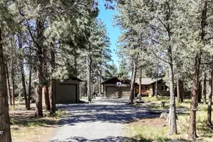 15917 Pinion Jay Ln, Sisters, OR 97759 - Photo 43