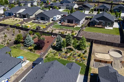 4452 SW Salmon Place, Redmond, OR 97756 - Photo 33
