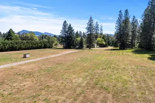 225 Hummingbird Rd, Cave Junction, OR 97523 - Photo 31