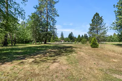 225 Hummingbird Road, Cave Junction, OR 97523 - Photo 19