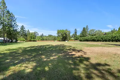225 Hummingbird Road, Cave Junction, OR 97523 - Photo 25