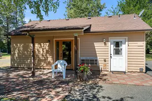 225 Hummingbird Rd, Cave Junction, OR 97523 - Photo 13