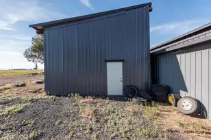 26275 Willard Rd, Bend, OR 97701 - Photo 47