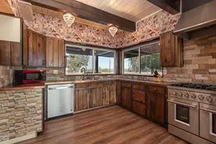 26275 Willard Rd, Bend, OR 97701 - Photo 17