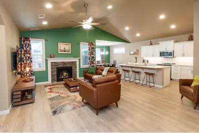 20417 SE Senden Lane, Bend, OR 97702 - Photo 13