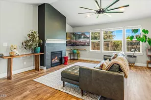 270 NW 33rd St, Redmond, OR 97756 - Photo 5