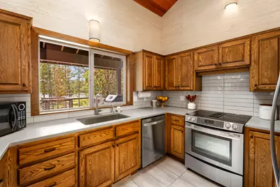 58005 Siskin Lane #8, Sunriver, OR 97707 - Photo 17