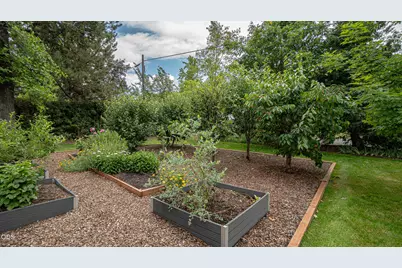 135 S Keene Way Drive, Medford, OR 97504 - Photo 45