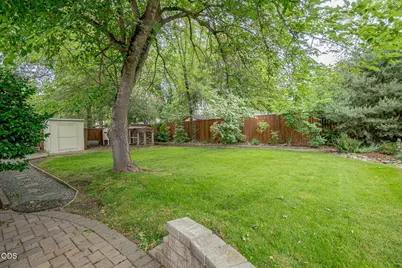135 S Keene Way Drive, Medford, OR 97504 - Photo 37