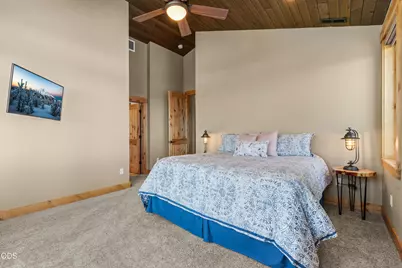 10792 Ironstone Court, Redmond, OR 97756 - Photo 29