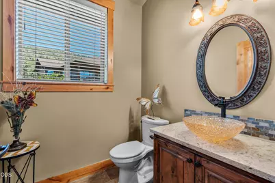 10792 Ironstone Court, Redmond, OR 97756 - Photo 37
