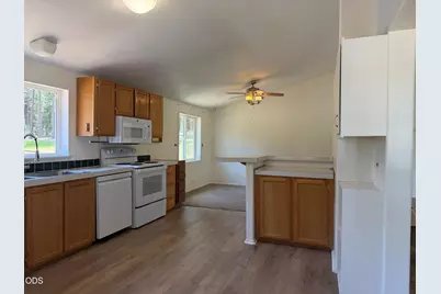 4000 Round Lake Road #SPC 4, Klamath Falls, OR 97601 - Photo 17