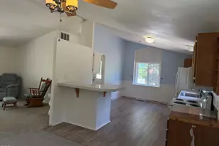 4000 Round Lake Rd, Klamath Falls, OR 97601 - Photo 13