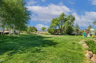 21589 Bear Creek Rd, Bend, OR 97701 - Photo 49