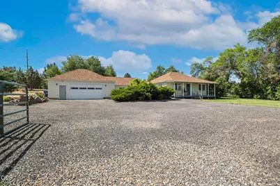21589 Bear Creek Road, Bend, OR 97701 - Photo 53
