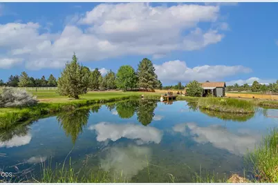 21589 Bear Creek Road, Bend, OR 97701 - Photo 7