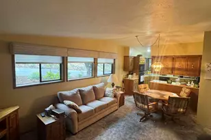 2080 Terrace Ave, Klamath Falls, OR 97601 - Photo 3