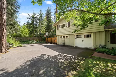 158 Renault Avenue, Medford, OR 97501 - Photo 17