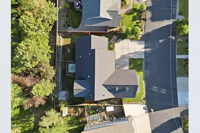 61172 Hilmer Creek Drive, Bend, OR 97702 - Photo 35